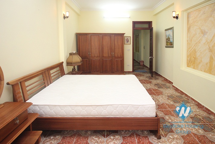 House for rent in Ba Dinh, Ha Noi with walking distance to Lottle center.